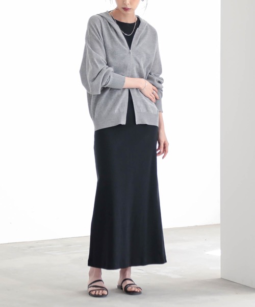 for/c(フォーシー)の「カップ付きアメスリワンピース【サスティナブル】(ワンピース・レディース・ブラック/チャコール・M/L)」の22枚目の写真