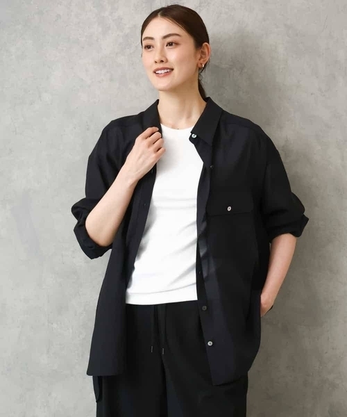 MICHEL KLEIN(ミッシェル・クラン)の「シアーツイルオーバーシャツ(シャツ/ブラウス・レディース・ブラック/ライトベージュ・40/38)」の4枚目の写真