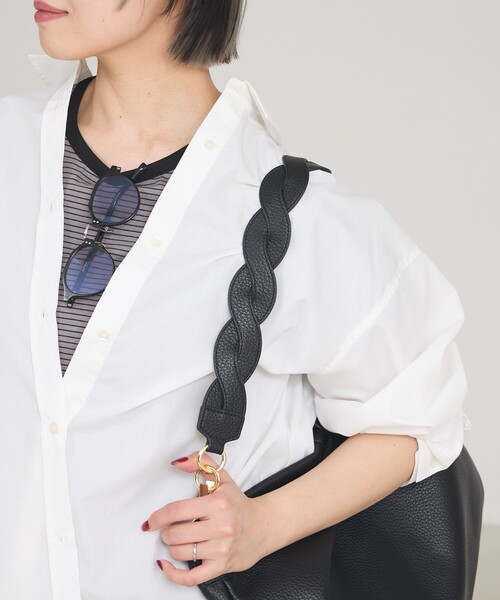 LOWELL things(ロウェル シングス)の「Karna/ホーボーワンハンドルショルダーバッグ(トートバッグ・レディース・ブラック/ライトブルー/アイボリー・フリー)」の7枚目の写真