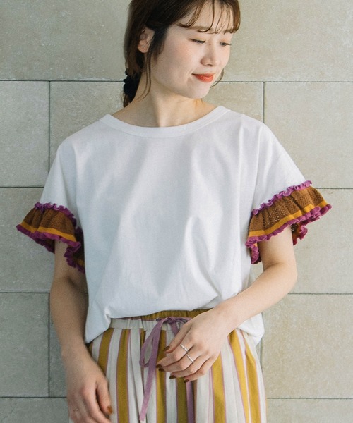 POU DOU DOU(プードゥドゥ)の「配色ニットフリル袖トップス(Tシャツ/カットソー・レディース・ネイビー/グリーン/オフホワイト・3)」の2枚目の写真