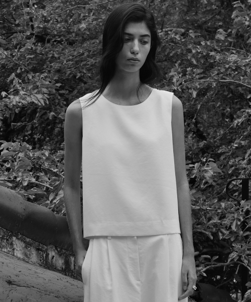 BLANKROOM HER(ブランクルームウーマン)の「リニアスリーブレストップ_ECRU(Tシャツ/カットソー・レディース・その他・0/1)」の2枚目の写真