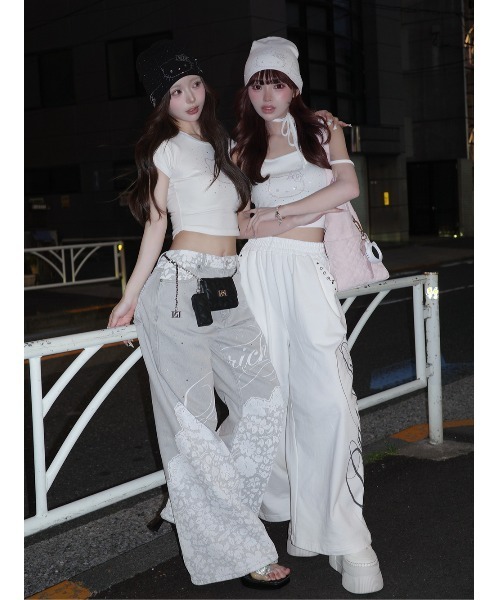 Darich(ダーリッチ)の「Hello DarichコンパクトTシャツ(Tシャツ/カットソー・レディース・ホワイト/ブラック・FREE)」の4枚目の写真