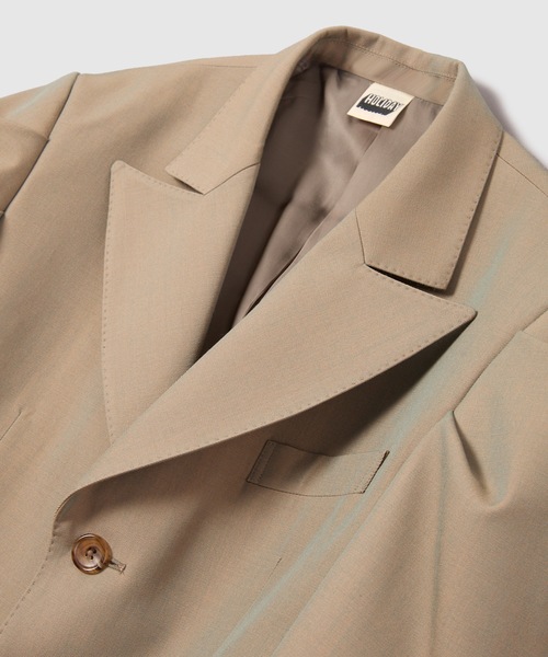 HOLIDAY(ホリデイ)の「WOOL TWILL SHAPED PUFF JACKET ウールツイルシェイプドパフジャケット(テーラードジャケット・レディース・ブラック/カーキ・ONE SIZE)」の4枚目の写真