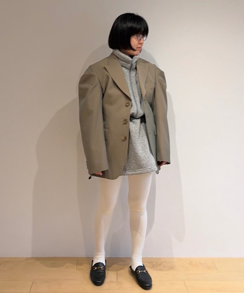 HOLIDAY(ホリデイ)の「WOOL TWILL SHAPED PUFF JACKET ウールツイルシェイプドパフジャケット(テーラードジャケット・レディース・ブラック/カーキ・ONE SIZE)」の11枚目の写真