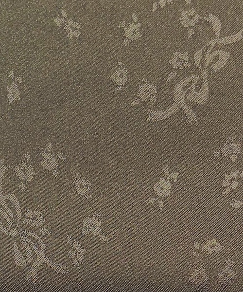 HOLIDAY(ホリデイ)の「WOOL TWILL SHAPED PUFF JACKET ウールツイルシェイプドパフジャケット(テーラードジャケット・レディース・ブラック/カーキ・ONE SIZE)」の10枚目の写真