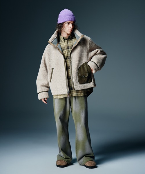 glamb(グラム)の「Distorted Sweat Wide Pants / ディストーテッドスウェットワイドパンツ(その他パンツ・メンズ・ブラック/カーキ・S/M/L)」の11枚目の写真