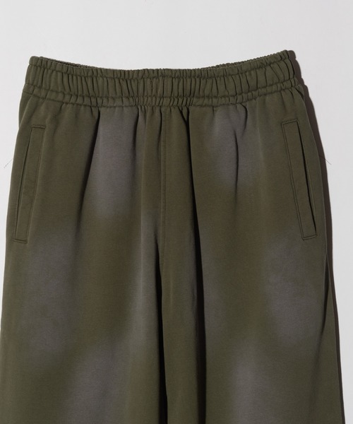 glamb(グラム)の「Distorted Sweat Wide Pants / ディストーテッドスウェットワイドパンツ(その他パンツ・メンズ・ブラック/カーキ・S/M/L)」の20枚目の写真