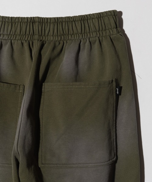 glamb(グラム)の「Distorted Sweat Wide Pants / ディストーテッドスウェットワイドパンツ(その他パンツ・メンズ・ブラック/カーキ・S/M/L)」の22枚目の写真
