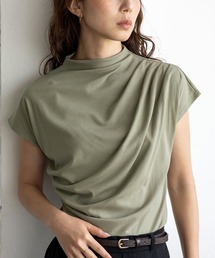 ドレープギャザーハイネックリブトップス 秋服