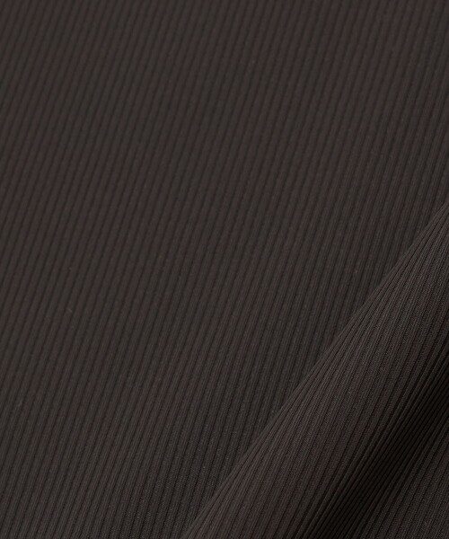 TAARA clothing(タアラクロージング)の「<TAARA>スウィム キャミ(水着・レディース・ブラウン系/ブラック・FREE)」の12枚目の写真