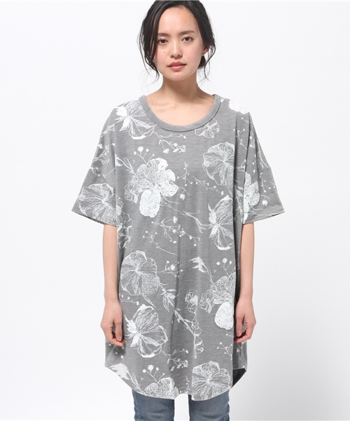 OUTLET(アウトレット)の「【Discoat Parisien】TCスラブ発泡花柄チュニック(Tシャツ/カットソー・レディース・グレー・LARGE)」の2枚目の写真