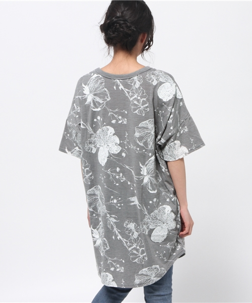 OUTLET(アウトレット)の「【Discoat Parisien】TCスラブ発泡花柄チュニック(Tシャツ/カットソー・レディース・グレー・LARGE)」の4枚目の写真