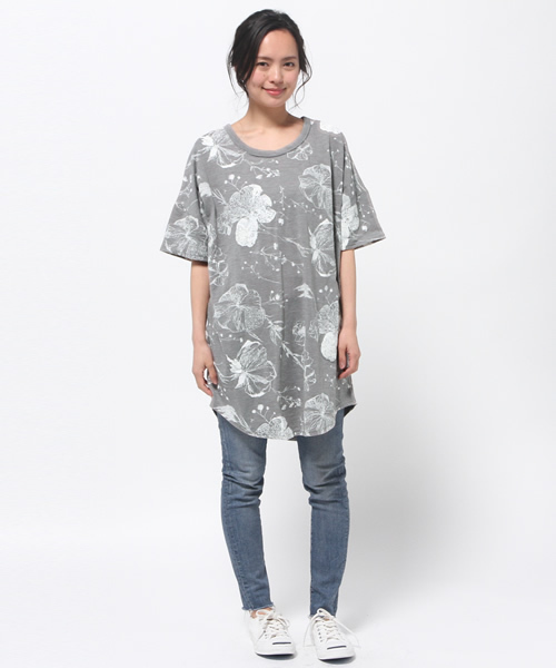 OUTLET(アウトレット)の「【Discoat Parisien】TCスラブ発泡花柄チュニック(Tシャツ/カットソー・レディース・グレー・LARGE)」の5枚目の写真
