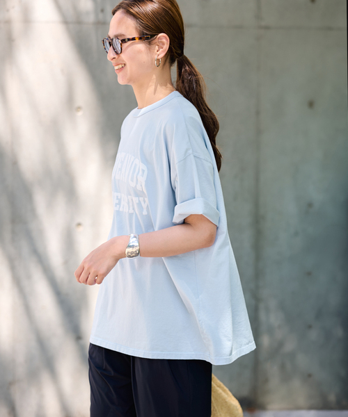 FRAMeWORK(フレームワーク)の「≪一部店舗+WEB限定 / 追加≫オーバーTEE 3(Tシャツ/カットソー・レディース・ホワイト/チャコールグレー/ブルー系その他/ライトグレー・FREE)」の20枚目の写真