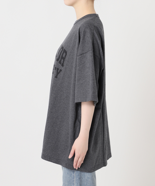 FRAMeWORK(フレームワーク)の「≪一部店舗+WEB限定 / 追加≫オーバーTEE 3(Tシャツ/カットソー・レディース・ホワイト/チャコールグレー/ブルー系その他/ライトグレー・FREE)」の8枚目の写真