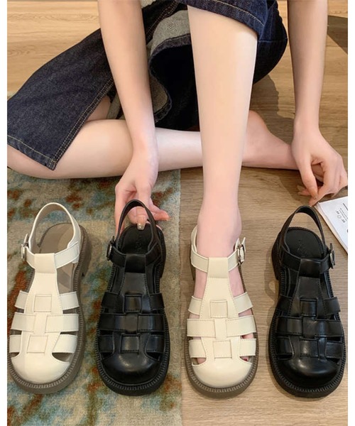 CHEER(チアー)の「【大人カジュアル】トングサンダル フラット スクエアトゥ 親指ホールド しっかりストラップ(サンダル・レディース・アイボリー/ブラック・23cm)」の19枚目の写真