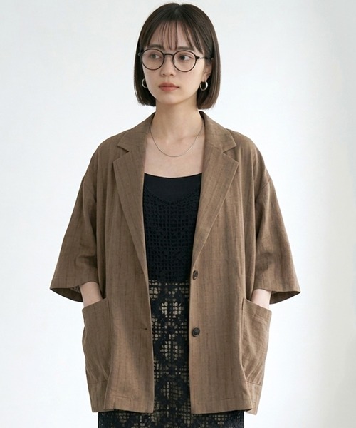 CRB(シーアールビー)の「ストライプ半袖シャツジャケット(テーラードジャケット・レディース・チャコール/サックスブルー/オフホワイト/モカ・F)」の4枚目の写真