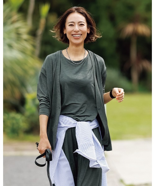 DoCLASSE( ドゥクラッセ)の「UVスラブ・JETセッターズ/2点セット(Tシャツ/カットソー・レディース・その他/ブルー/グレー系その他/ブラック/ネイビー/ライトグレー/グレー・L/S/M/LL/3L)」の3枚目の写真