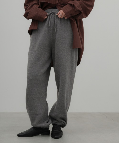 select MOCA(セレクトモカ)の「【ZOZO限定先行販売】ニットパンツ(その他パンツ・レディース・ライトグレー/チャコールグレー/アイボリー/ブラック・LARGE/MEDIUM)」の9枚目の写真
