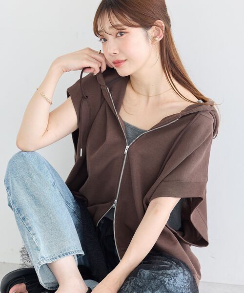 earth music&ecology(アースミュージックアンドエコロジー)の「【接触冷感・吸水速乾】シアーダンボールフーディーベスト(ベスト・レディース・杢グレー/ブラウン/ブラック・FREE)」の22枚目の写真