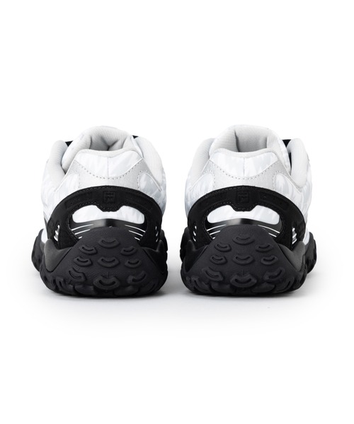 FILA(フィラ)の「FILA ECHAPPE V2 FLASH / フィラエシャッペブイシーブイ2フラッシュ(スニーカー・レディース・シルバーグレー・23.0cm/23.5cm/24.0cm/24.5cm/25.0cm/25.5cm/26.0cm)」の3枚目の写真