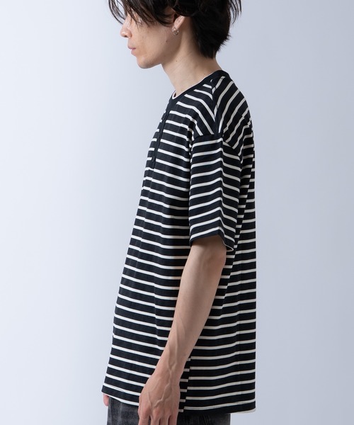 improves(インプローブス)の「フェイクレイヤード ヘンリーネックデザイン ボーダー 半袖Tシャツ(Tシャツ/カットソー・メンズ・ブラック/グレー/ベージュ・LARGE/MEDIUM)」の13枚目の写真