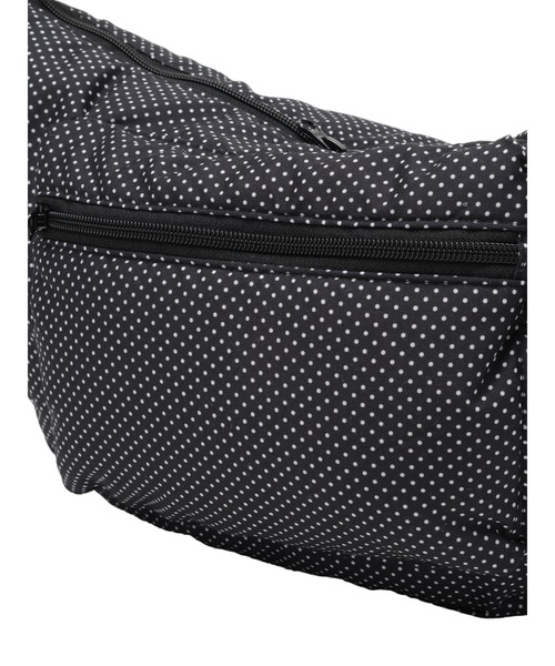 Samansa Mos2(サマンサ モスモス)の「【Cross×Staff】ボトルポケ付/ハーフムーンフリルbag(ハンドバッグ・レディース・チャコールグレー/キャメル/オフホワイト・F)」の4枚目の写真