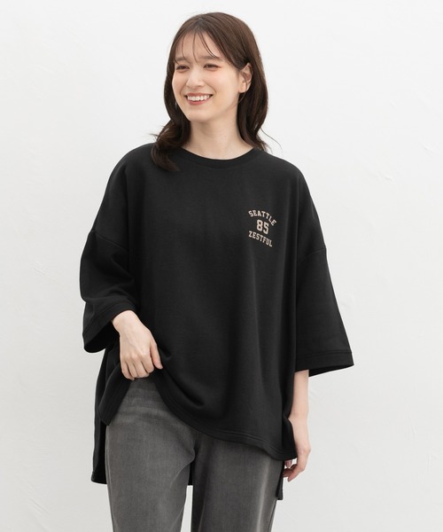 Honeys(ハニーズ)の「7分袖ロゴゆるチュニック(Tシャツ/カットソー・レディース・ライトブラウン/ヘザーチャコール/ブラック/グリーン・F)」の2枚目の写真