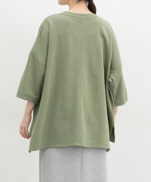 Honeys(ハニーズ)の「7分袖ロゴゆるチュニック(Tシャツ/カットソー・レディース・ライトブラウン/ヘザーチャコール/ブラック/グリーン・F)」の11枚目の写真