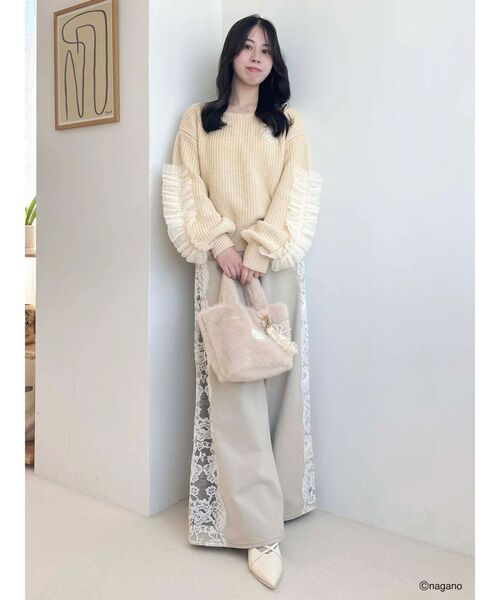 dazzlin(ダズリン)の「【ちいかわ/dazzlin specialcollection】モコモコフリルバッグ(ハンドバッグ・レディース・イエロー/ブルー/オフホワイト・FREE)」の11枚目の写真