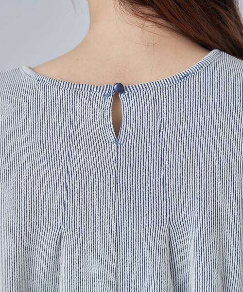 SHOO・LA・RUE（シューラルー）の「【洗濯機可/S-LL】インせずすっきり見え ストライプ柄タックトップス（Tシャツ/カットソー・レディース・ネイビー系2/ワイン系1/グレー系その他3・02/01/04/03）」の7枚目の写真