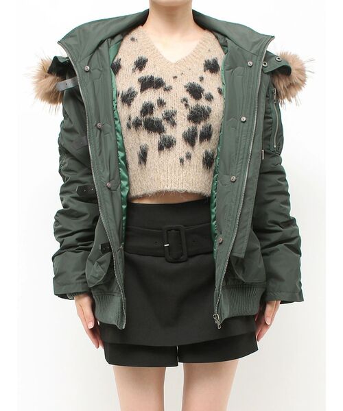 MURUA(ムルーア)の「ベルテッドN-3B 冬服(ブルゾン・レディース・ブラック/グリーン・FREE)」の19枚目の写真