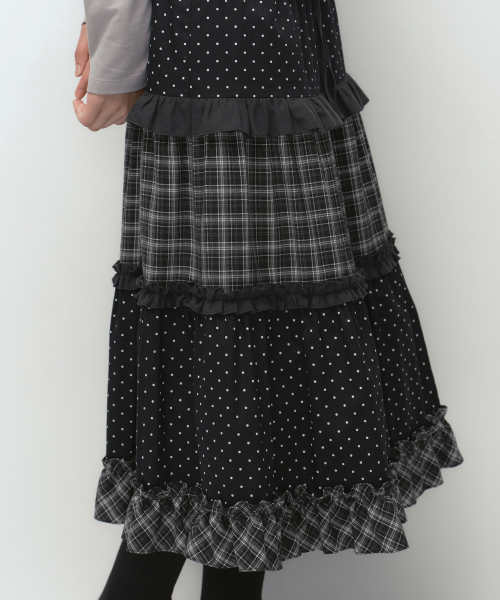 MUSINSA STANDARD WOMAN（ムシンサスタンダードウーマン）の「[オヘシオコラボ] チェック&ドットティアードロングスカート [ブラック]（スカート・レディース・その他・MEDIUM/LARGE/SMALL）」の8枚目の写真
