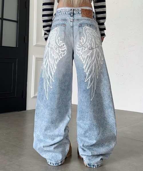 Ritzy（リッツィー）の「ウイング刺繍ワイドデニムパンツ（デニムパンツ・レディース・ブルー・S/M/L/XL）」の9枚目の写真