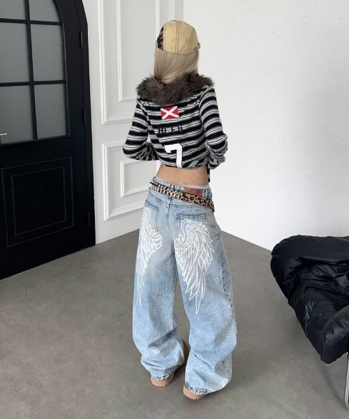 Ritzy（リッツィー）の「ウイング刺繍ワイドデニムパンツ（デニムパンツ・レディース・ブルー・S/M/L/XL）」の11枚目の写真