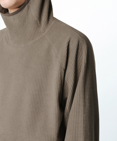 MUSINSA STANDARD（ムシンサスタンダード）の「[シティレジャー] グリッドポーラフリースフード付き長袖Tシャツ [マッドベージュ]（その他アウター・メンズ・その他・MEDIUM/LARGE/X-LARGE/2XL/SMALL）」の5枚目の写真