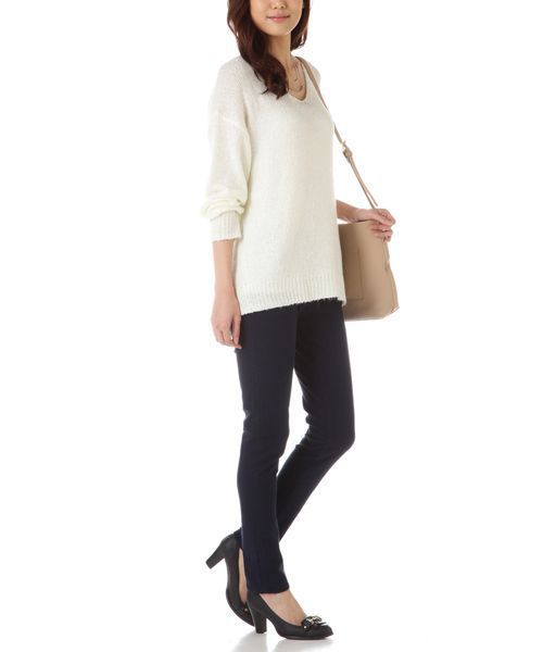 NATURAL BEAUTY BASIC（ナチュラルビューティーベーシック）の「スパンコールミックスニット（ニット/セーター・レディース・グレー/ホワイト系その他/ピンク・MEDIUM）」の4枚目の写真