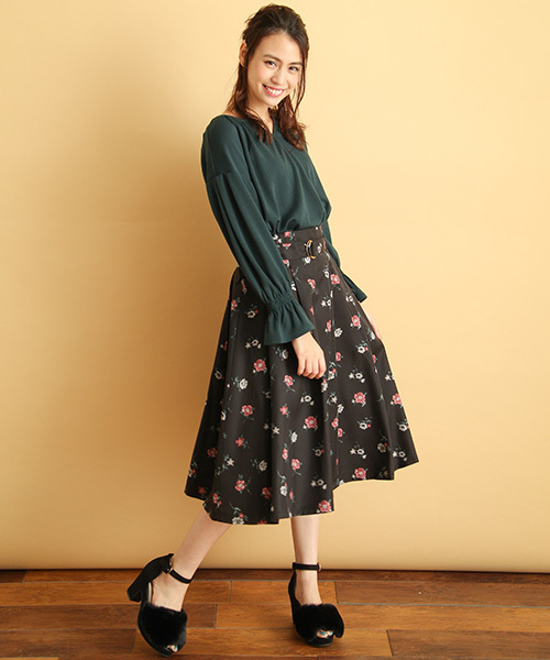 Honeys（ハニーズ）の「大人っぽく上品なベルト付きフレアスカート（スカート・レディース・ブラック系その他/レッド系その他/イエロー系その他/グリーン系その他・M/S/L）」の16枚目の写真