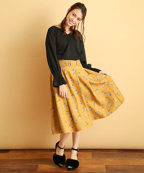 Honeys（ハニーズ）の「大人っぽく上品なベルト付きフレアスカート（スカート・レディース・ブラック系その他/レッド系その他/イエロー系その他/グリーン系その他・M/S/L）」の13枚目の写真
