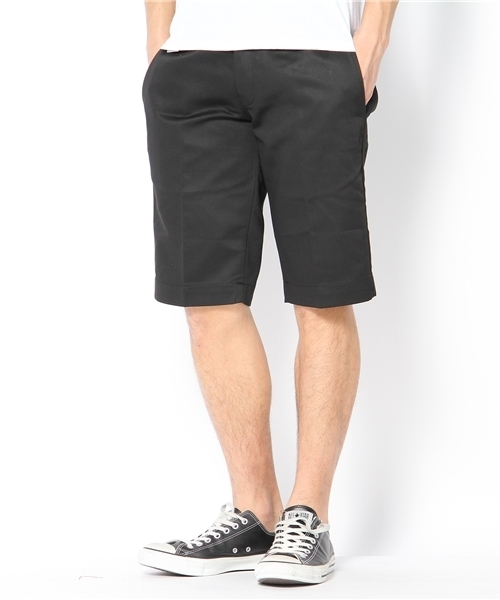 Dickies(ディッキーズ)の「5分丈チノショーツ (カーゴパンツ・メンズ・ブラック/グレイッシュベージュ/レッド・SMALL/MEDIUM/LARGE/X-LARGE)」の2枚目の写真