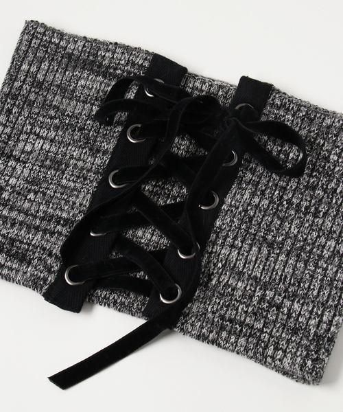 SLY（スライ）の「LACE UP RIB CORSET（ベルト・レディース・ブラック/オフホワイト/ブラックミックス・FREE）」の4枚目の写真