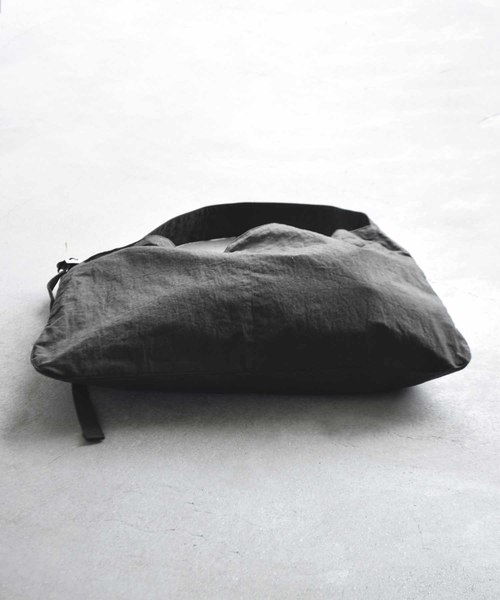 kha:ki（カーキ）の「「KHA:KI / カーキ」ミリタリーサコッシュ　L（ショルダーバッグ・レディース・ブラック/ライトベージュ/ホワイト/カーキ/ベージュ・FREE）」の7枚目の写真