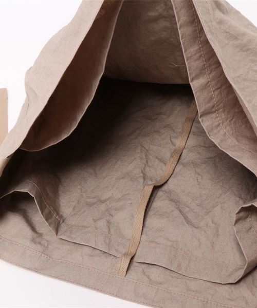 kha:ki（カーキ）の「「KHA:KI / カーキ」ミリタリーサコッシュ　L（ショルダーバッグ・レディース・ブラック/ライトベージュ/ホワイト/カーキ/ベージュ・FREE）」の20枚目の写真