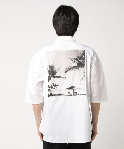 VENCEEXCHANGE（ヴァンスエクスチェンジ）の「バック転写ビッグシャツ（シャツ/ブラウス・メンズ・ホワイト/ブラック・M/L）」の5枚目の写真