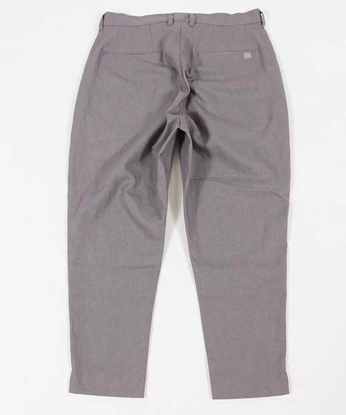 ANGENEHM（アンゲネーム）の「mp6796-Cotton Linen Tuck Tapered Ankle Pants(MADE IN JAPAN) パンツ（その他パンツ・メンズ・ブラック/ベージュ/グレー/グリーン・S/M/L）」の20枚目の写真