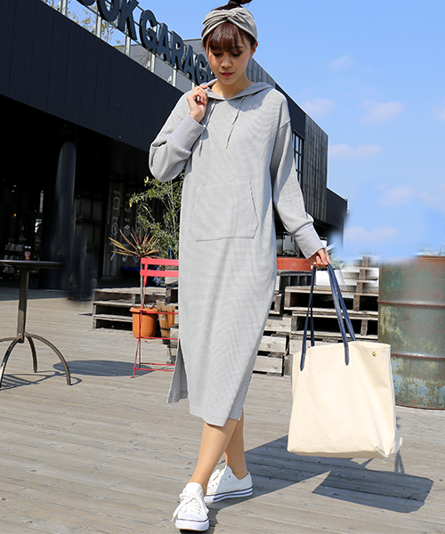 n'ee-ne(ネーネ)の「ワッフルパーカワンピース(ワンピース・レディース・ブラック/グレー/ベージュ・FREE)」の5枚目の写真