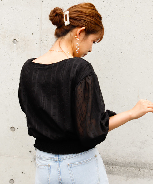 VANNIE U（ヴァニーユー）の「VANNIE U シャーリングボリュームレースブラウス（シャツ/ブラウス・レディース・ホワイト/ブラック・FREE）」の13枚目の写真