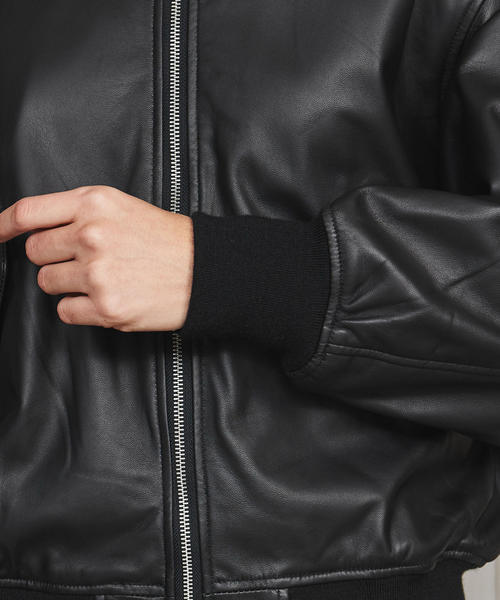 美品 B＆Yユナイテッドアローズ　MA-1タイプ　レザージャケット BEAUTY&YOUTH UNITED ARROWS（ビューティーアンドユースユナイテッド