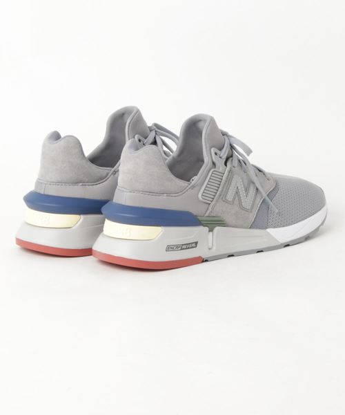new balance 780 beige