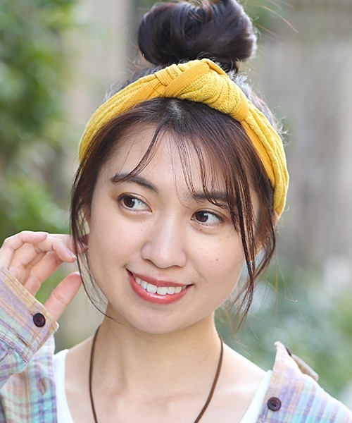 チチカカ(チチカカ)の「バイカラーパイピング ヘアバンド(ヘアバンド・レディース・ブラック/イエロー/レンガ・FREE)」の3枚目の写真